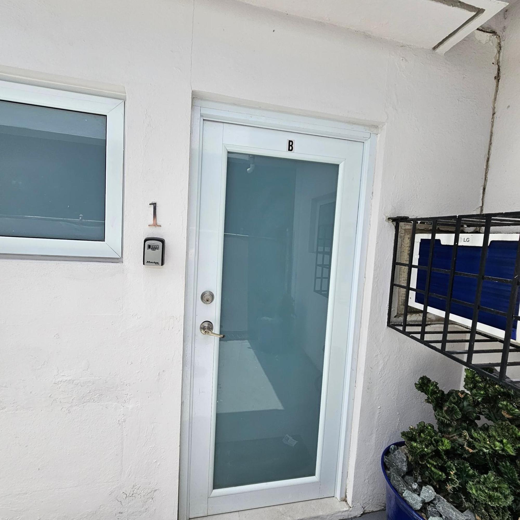 Latitude Adjustment Apartment San Juan Luaran gambar